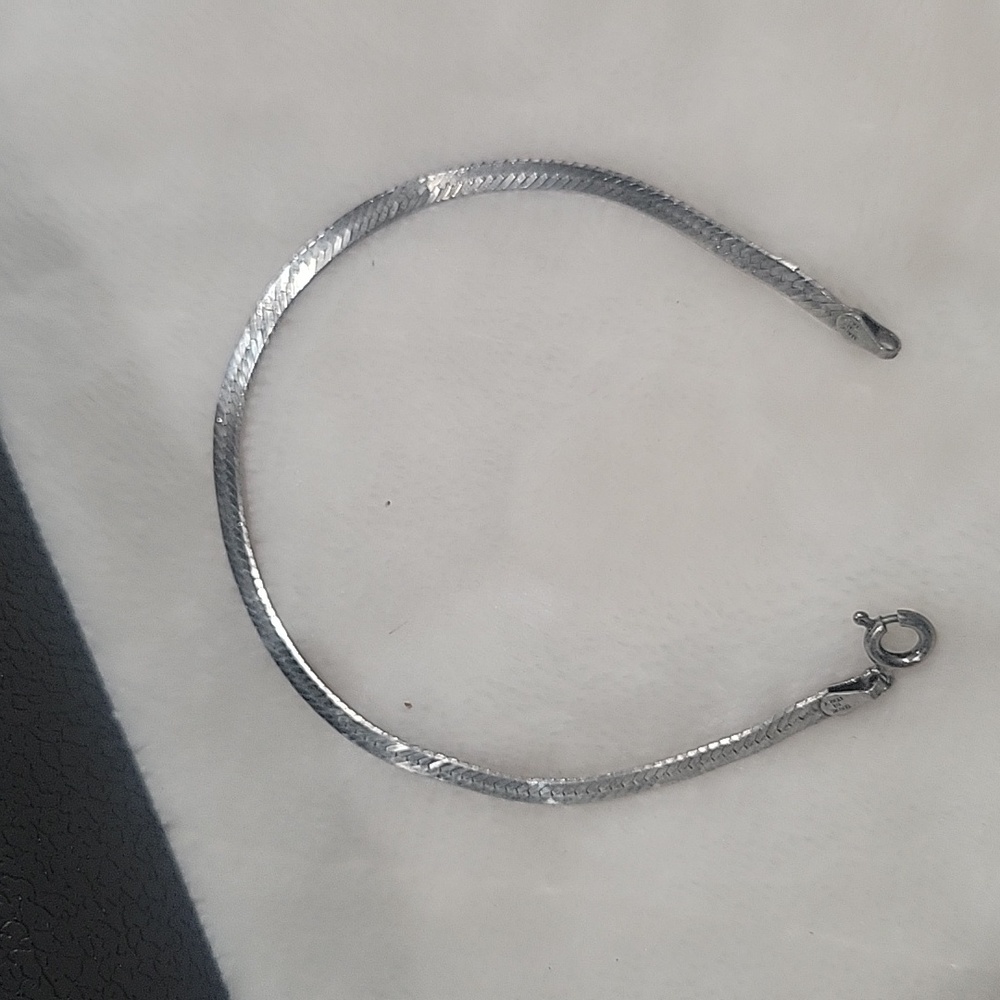 7" 925 sterling silver herringbone bracelet